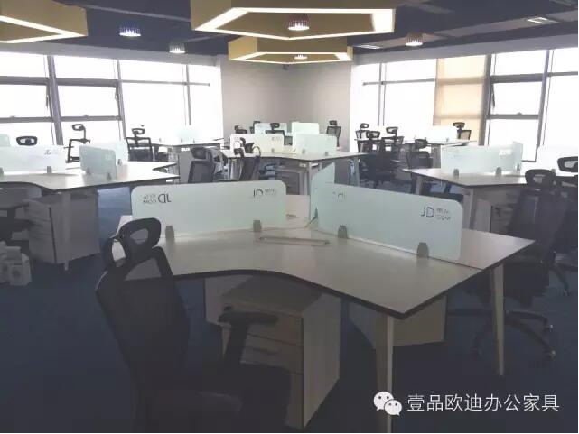 【央视新闻客户端】京东JD让老百姓放心网购，香蕉成人在线网站欧迪让京东JD绿色办公