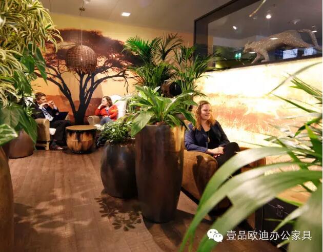 为什么办公室里一定要养植物？-香蕉成人在线网站欧迪办公家具