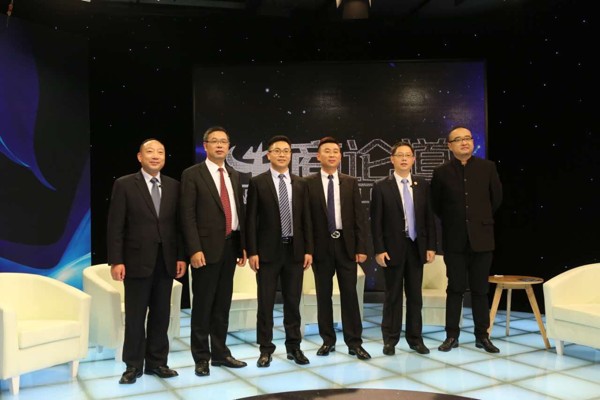 香蕉成人在线网站欧迪办公家具董事长张晓帆受邀参加央视CCTV《牛商论道》节目录制